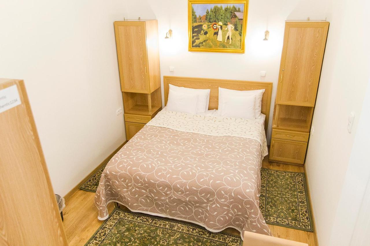 Authentic Akacfa Apartment Budapest Exteriör bild