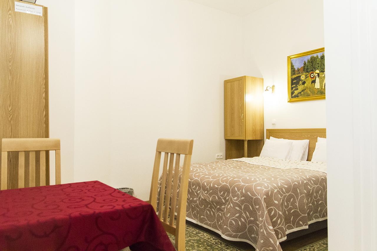 Authentic Akacfa Apartment Budapest Exteriör bild